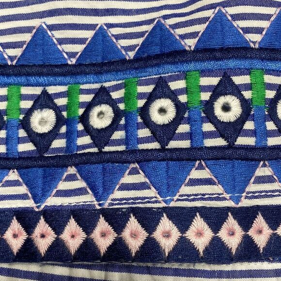 Vineyard Vines Navy & Pinstripe Embroidered Skirt Size 0 NWOT - Picture 3 of 5